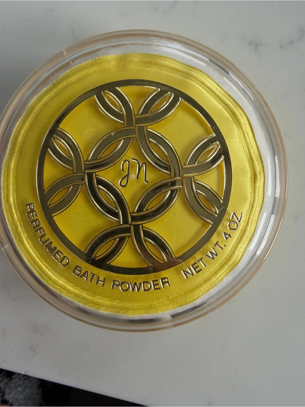 Perfumed Bath  face Powder vintage Jean Nate 4 oz make up